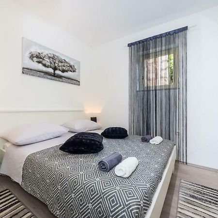Apartman Nino Новиград-Далмация Экстерьер фото